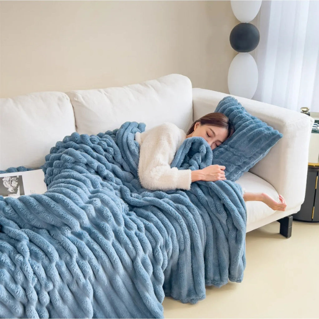 Soft Velvet Rabbit Fur Blanket – Thick & Warm Throw