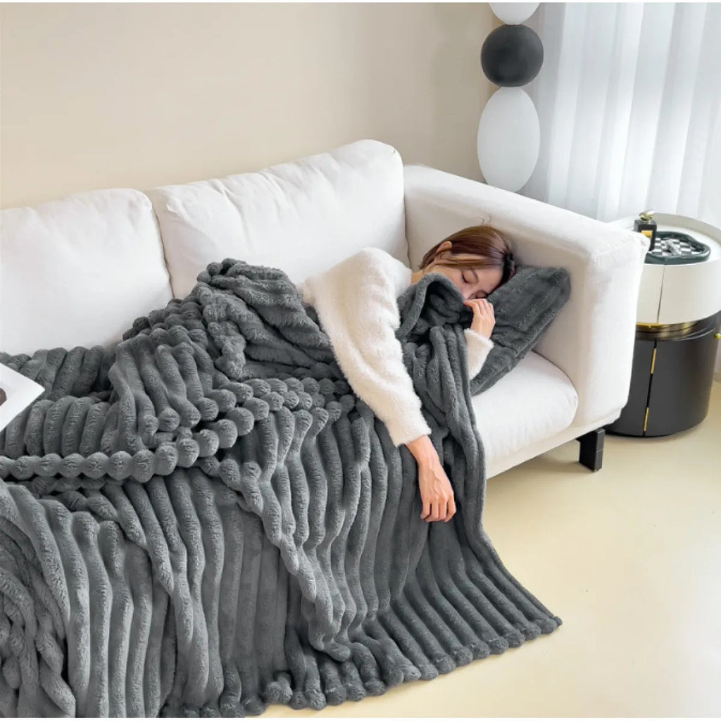 Soft Velvet Rabbit Fur Blanket – Thick & Warm Throw